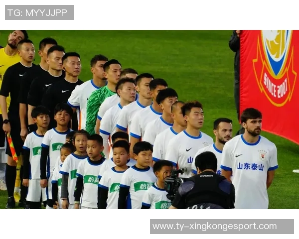 鲁媒报道泰山队广州冬训阵容超30人一线队名单即将揭晓